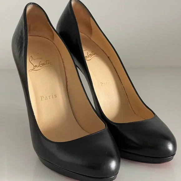 **SOLD** Authentic Christain Louboutin Pumps - Picture 3 of 8